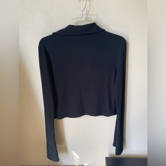 Frame Women’s Bell Sleeve Rib Polo Top Black Size Medium Tie Front Crop - Picture 3 of 8